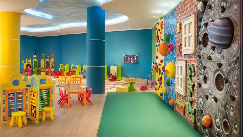Doubletree by Hilton Resort Spa Marjan Island Kids Club Indoor Area