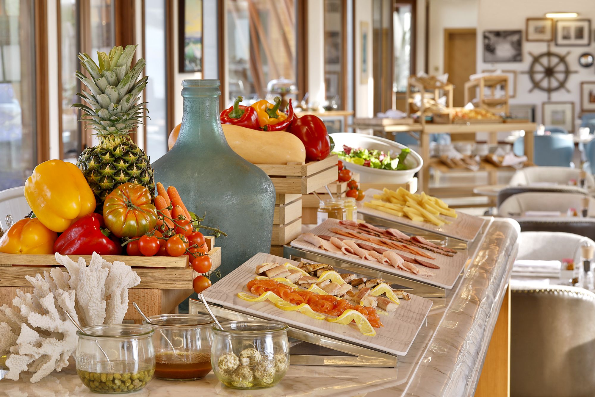 The Ritz Carlton Ras Al Khaimah Al Hamra Beach buffet