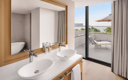 Mövenpick Resort Al Marjan Island 6325 58 3by2 default